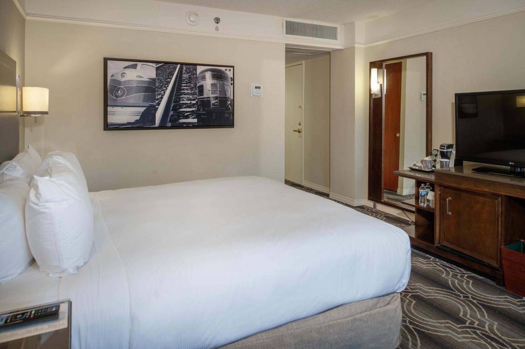 St. Louis Union Station Hotel, Curio Collection By Hilton Экстерьер фото