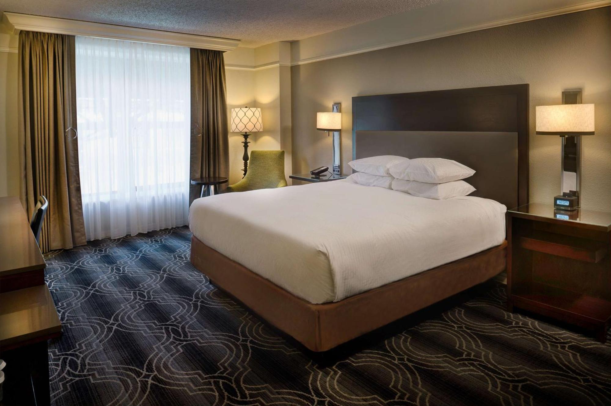 St. Louis Union Station Hotel, Curio Collection By Hilton Экстерьер фото