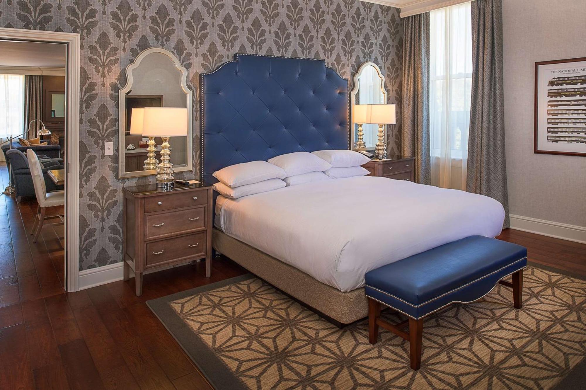 St. Louis Union Station Hotel, Curio Collection By Hilton Экстерьер фото