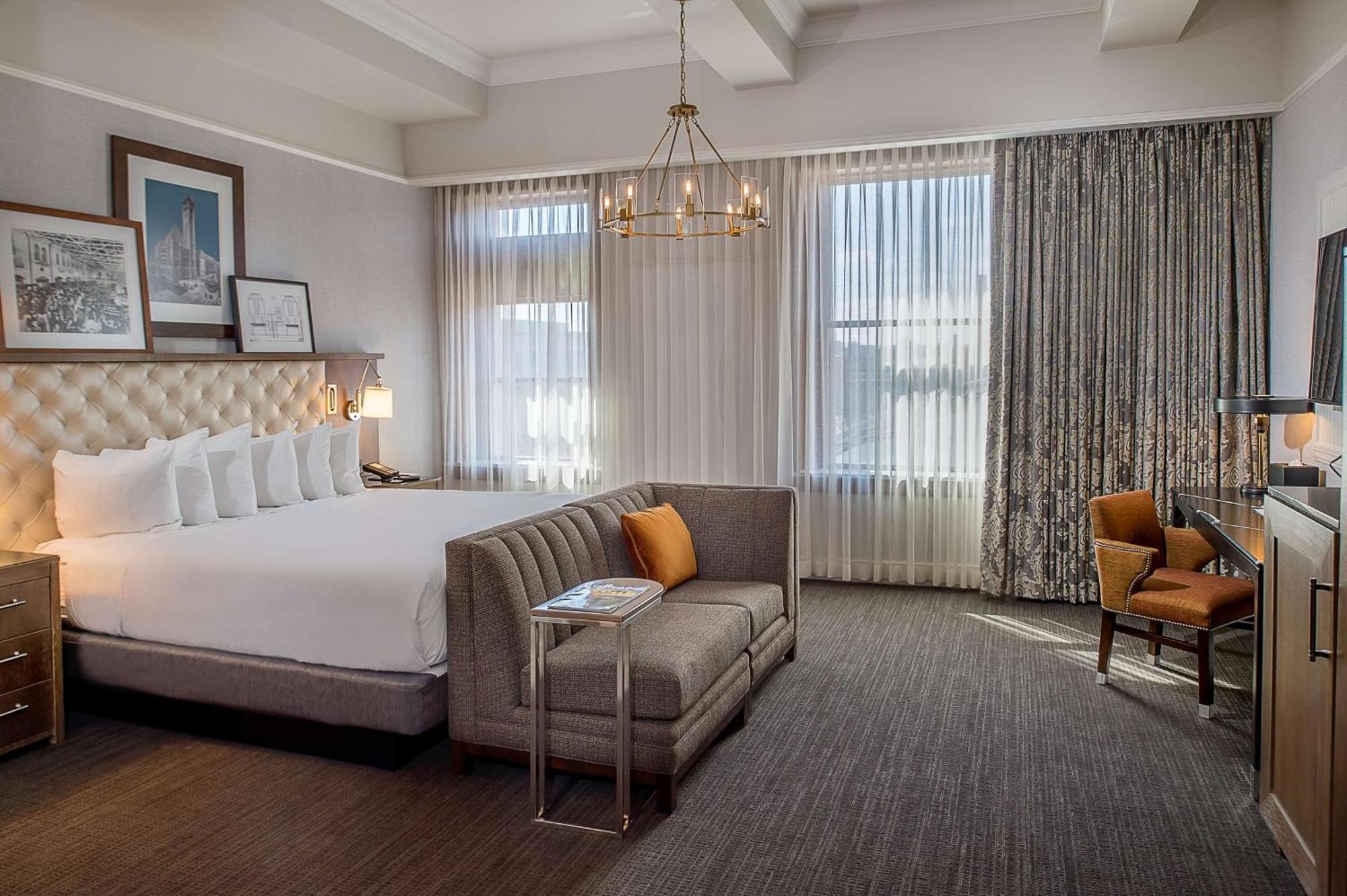 St. Louis Union Station Hotel, Curio Collection By Hilton Экстерьер фото